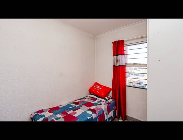 3 BEDROOM TOWNHOUSE FOR SALE IN ALBERTON NORTH